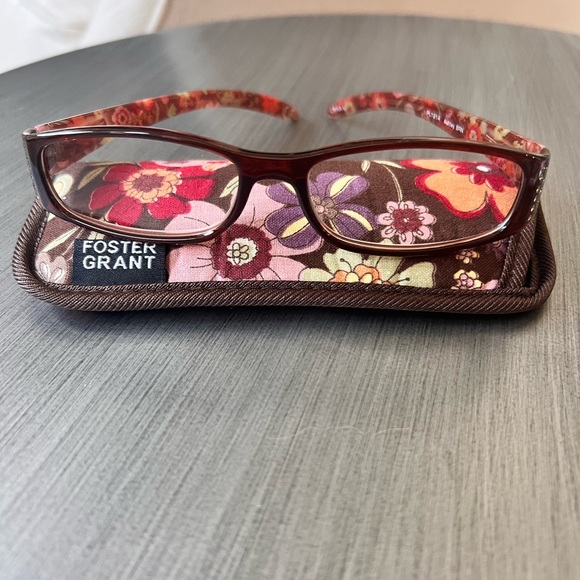 Foster Grant Women's Floral Reader Glasses +1.5 with Case - Picture 4 of 8